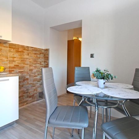 פאז'אנה Apartment Josip 1649 מראה חיצוני תמונה